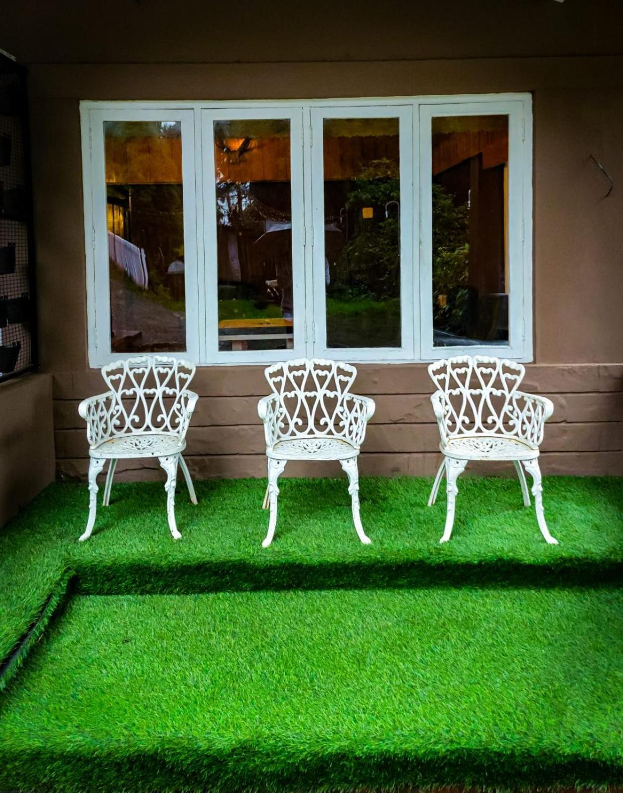 Woodhouse Hotell Ooty Exteriör bild